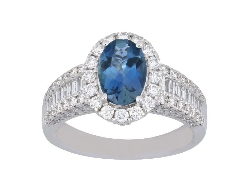 Aquamarine Ring (Aquamarine 1.06 cts. White Diamond 1.02 cts. White Diamond Included cts.)