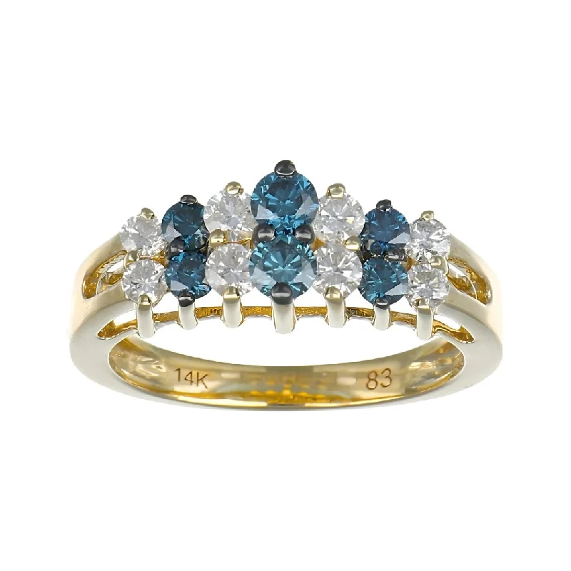 Blue Diamond Ring (Blue Diamond 0.46 cts. White Diamond 0.49 cts.)