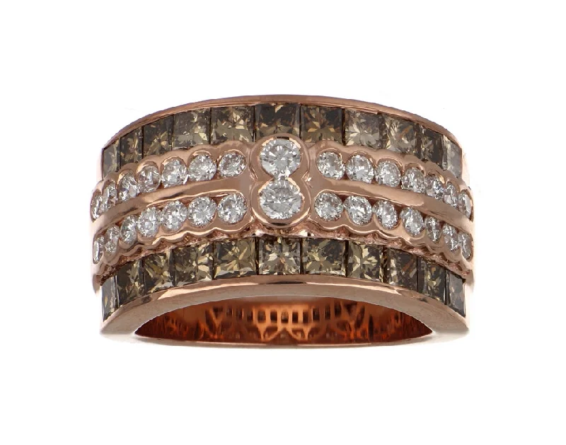 Brown Diamond Ring (Brown Diamond 2.58 cts. White Diamond 0.87 cts.)