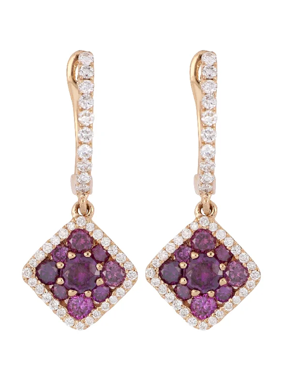 Purple Diamond Earrings (Purple Diamond 0.85 cts. White Diamond 0.35 cts. 2.37 grams.)