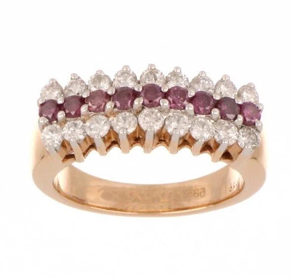 Purple Diamond Ring (Purple Diamond 0.43 cts. White Diamond 0.83 cts.)