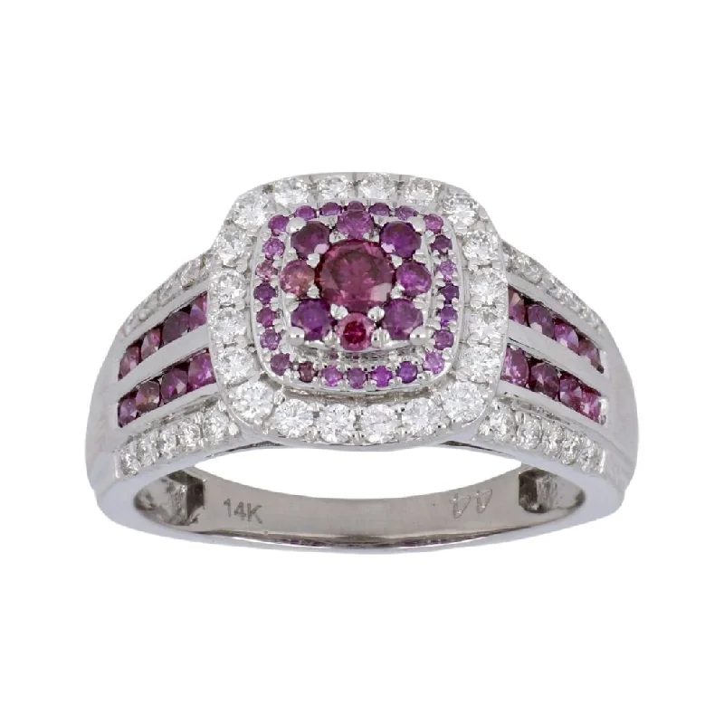 Purple Diamond Ring (Purple Diamond 0.64 cts. White Diamond 0.46 cts.)