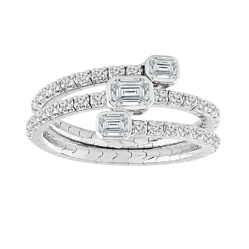 White Diamond Ring (White Diamond 0.4 cts. White Diamond 0.35 cts.)