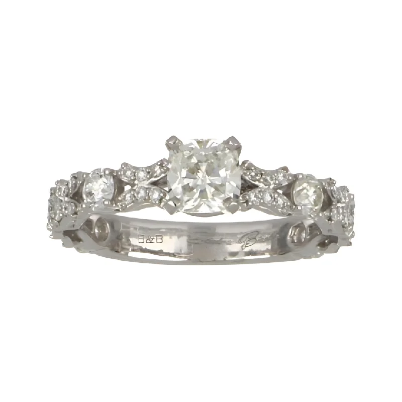 White Diamond Ring (White Diamond 0.75 cts. White Diamond 0.8 cts.)