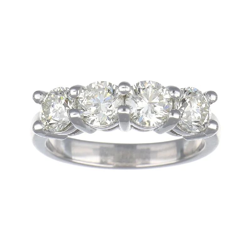 White Diamond Ring (White Diamond 2 cts.)