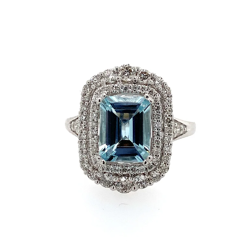 Aquamarine and Diamond Ring in White Gold