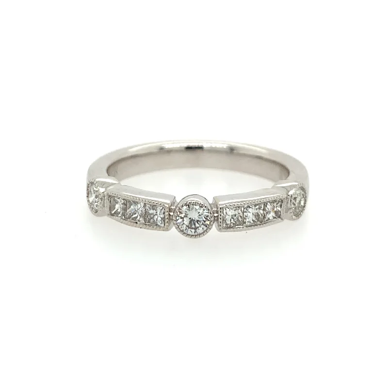 Round and Princess Cut Diaond Band in White Gold