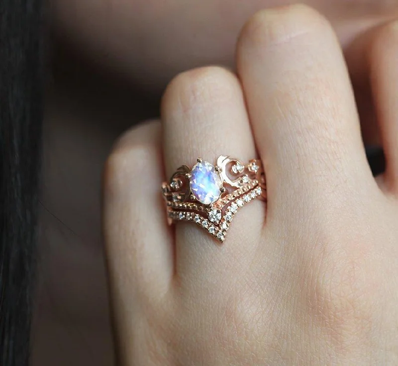 Naira Moonstone Ring Set